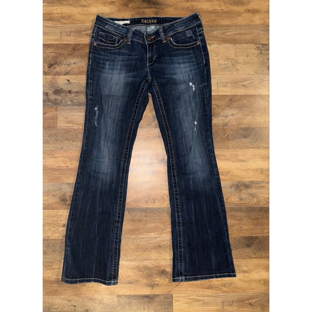 Decree women’s distressed bootcut blue jeans